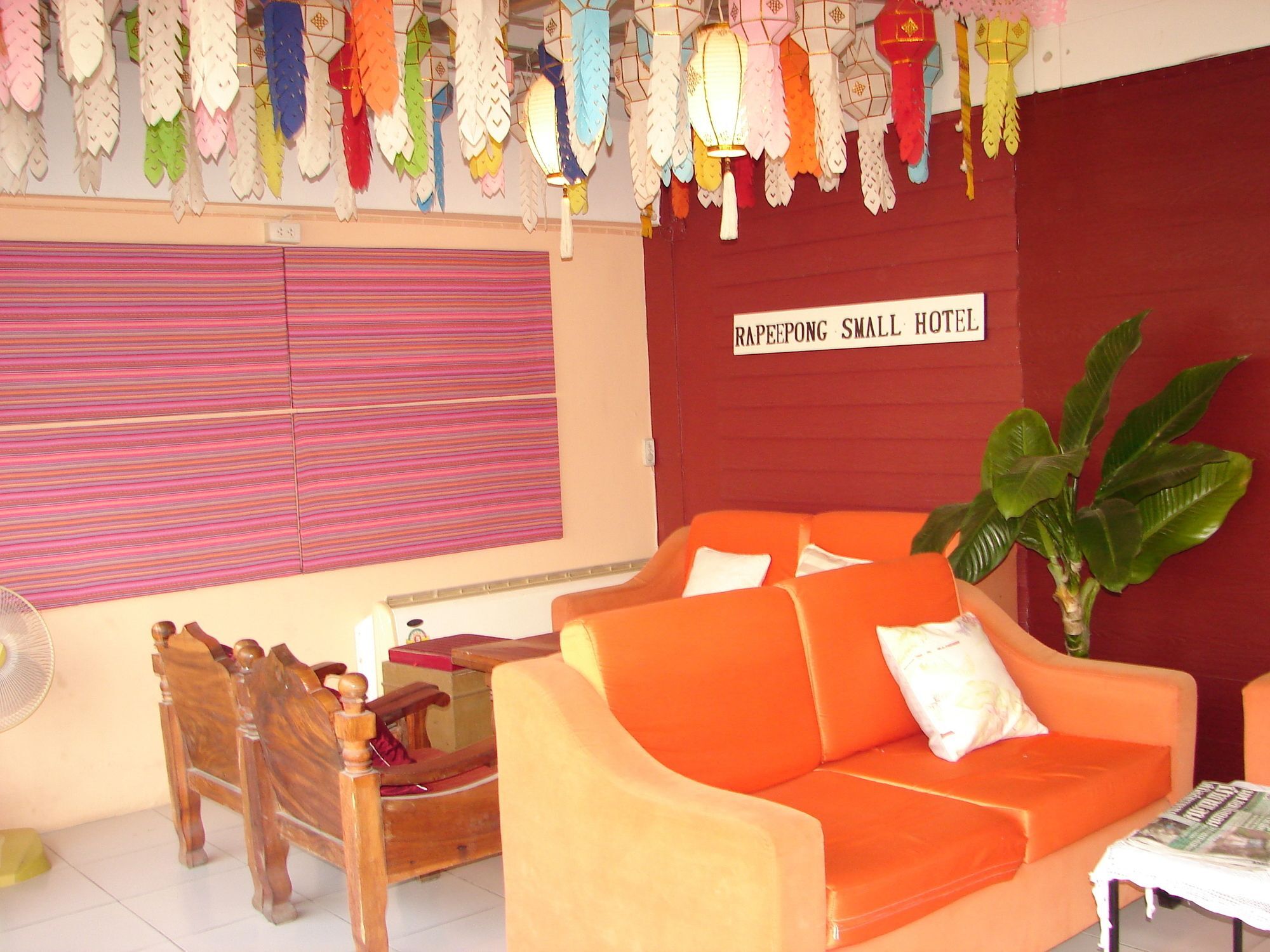 Rapeepong Hotel Nan Buitenkant foto